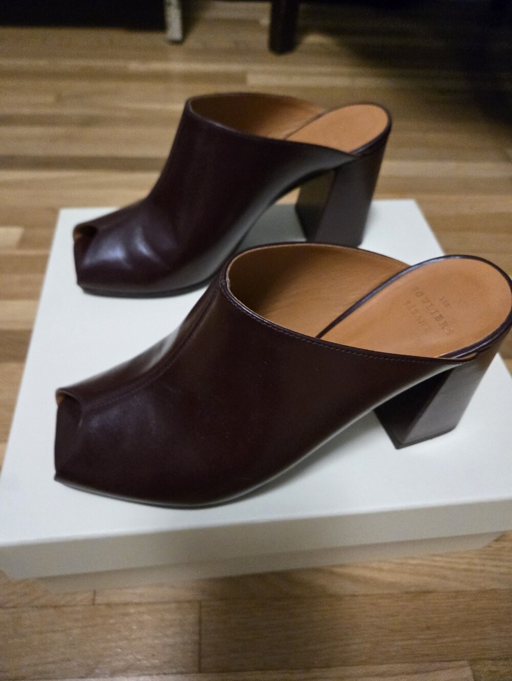 Sezane Bruna Peep-Toe Mules - Picture 3 of 8